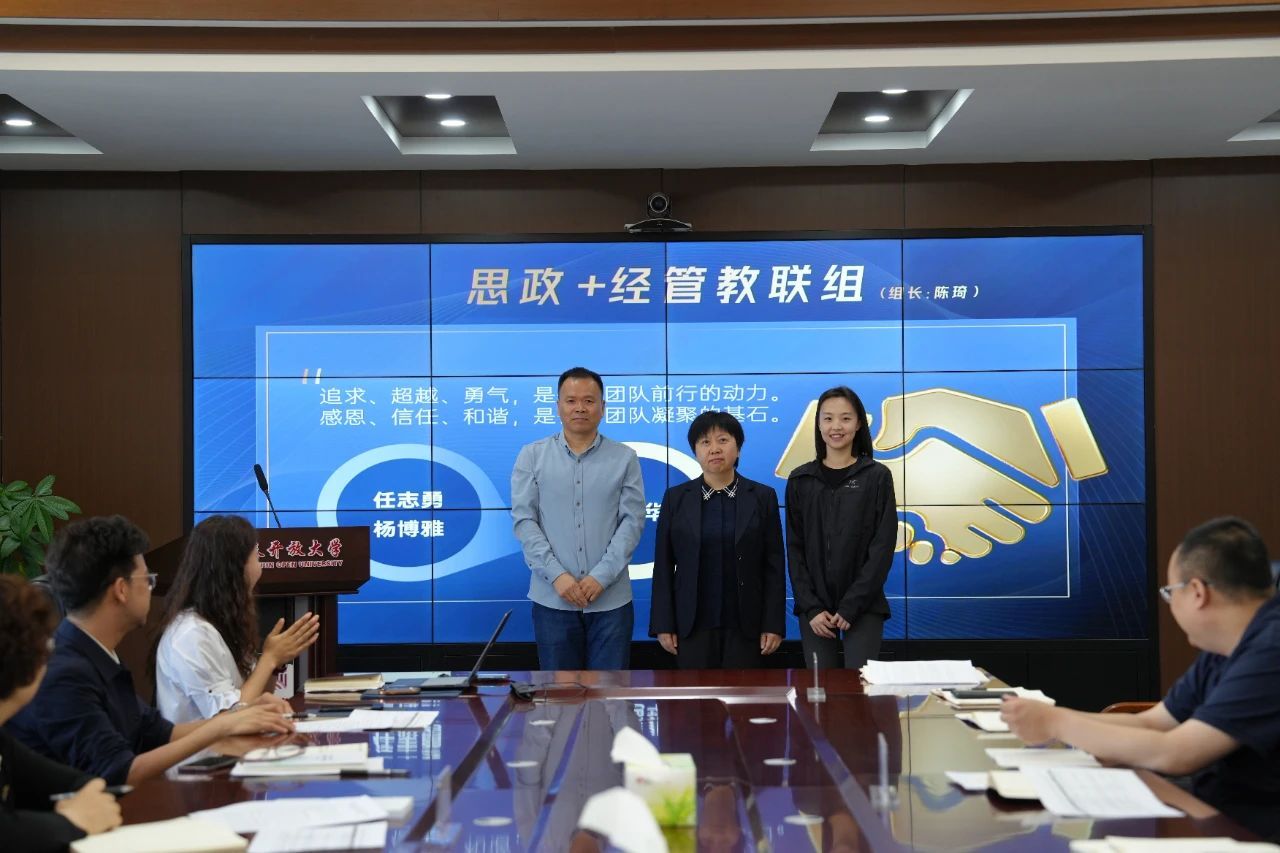 129010be81de4ebeee2f0a829145000a.jpg